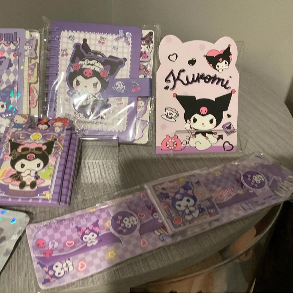 Kuromi 8 Piece Bundle Stationery Set